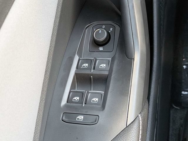 New 2027 Volkswagen Jetta SE FWD image 24