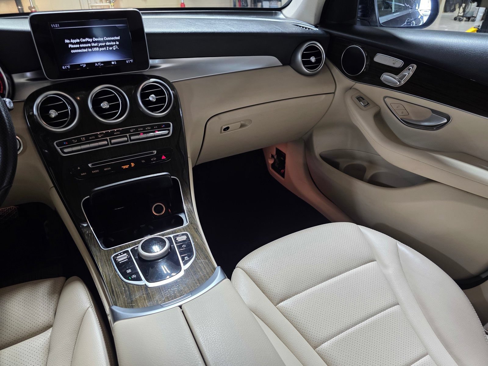 Used 2019 Mercedes-Benz GLC 300 image 12