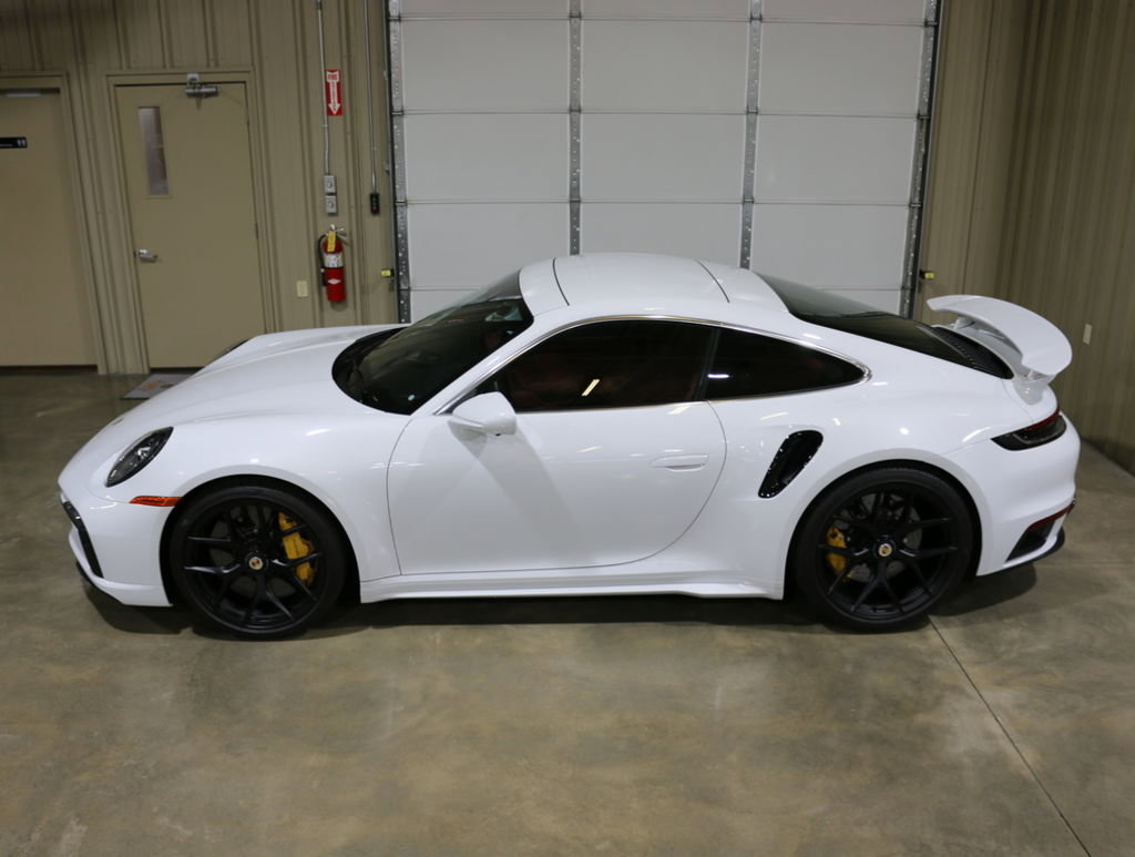 Used 2021 Porsche 911 Coupe image 9