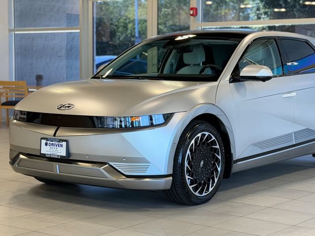 Used 2024 Hyundai Ioniq 5 Limited AWD/4WD image 3