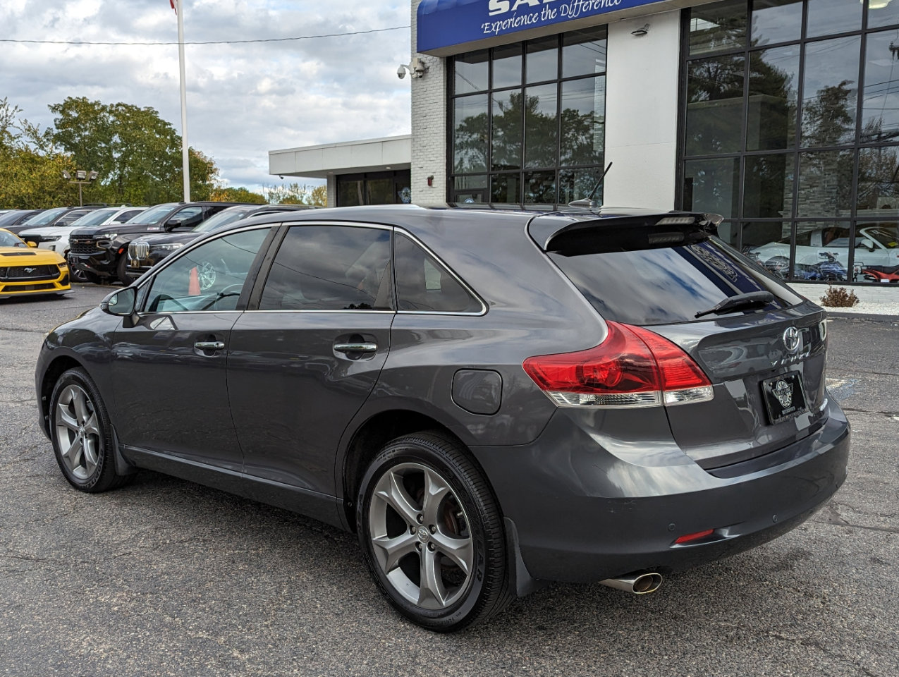 Used 2014 Toyota Venza Limited image 10