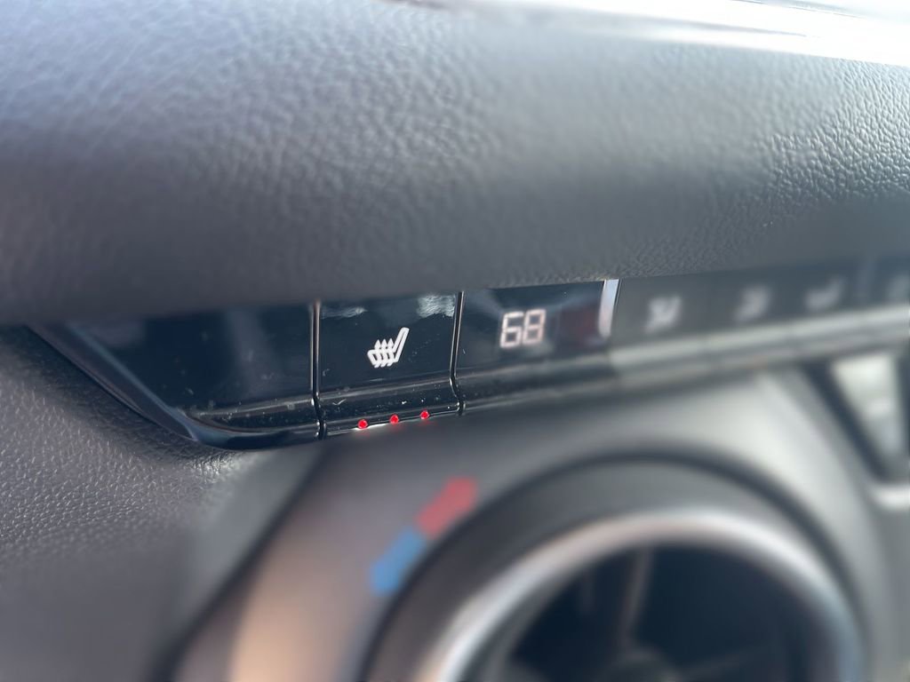 Used 2023 Chevrolet Blazer LT image 28