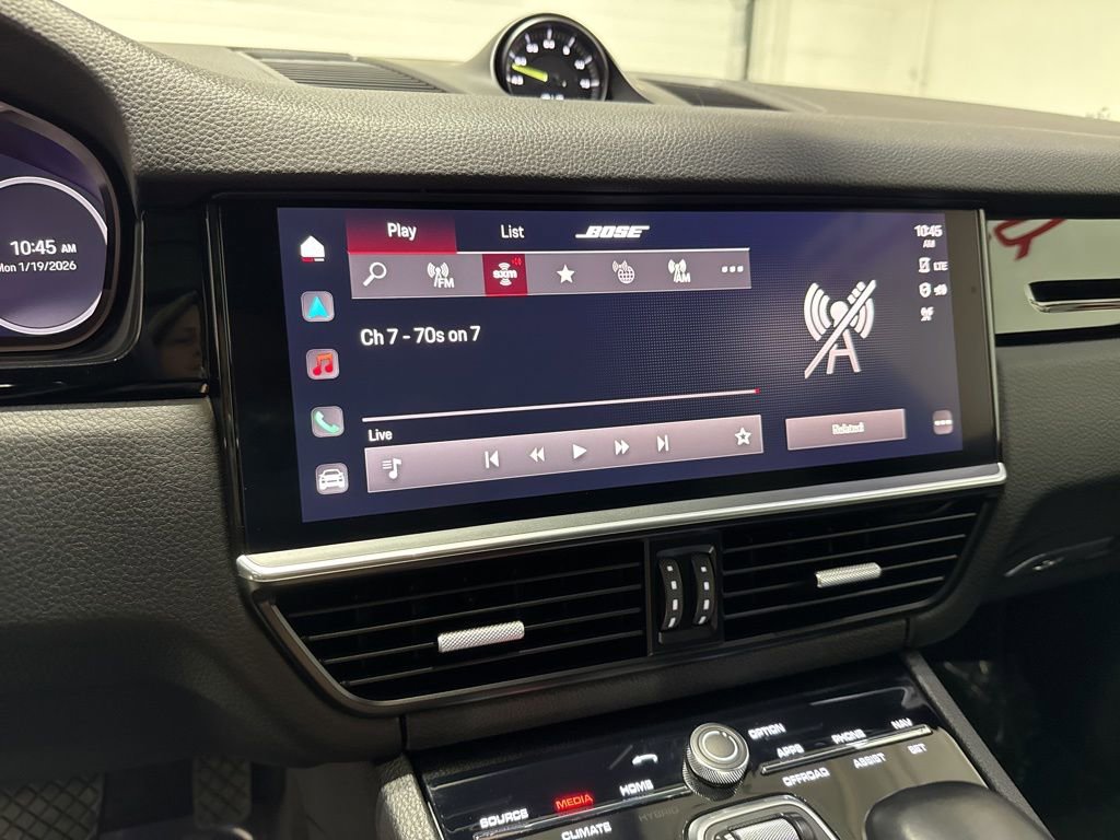 Used 2023 Porsche Cayenne w/ Premium Package AWD/4WD image 19
