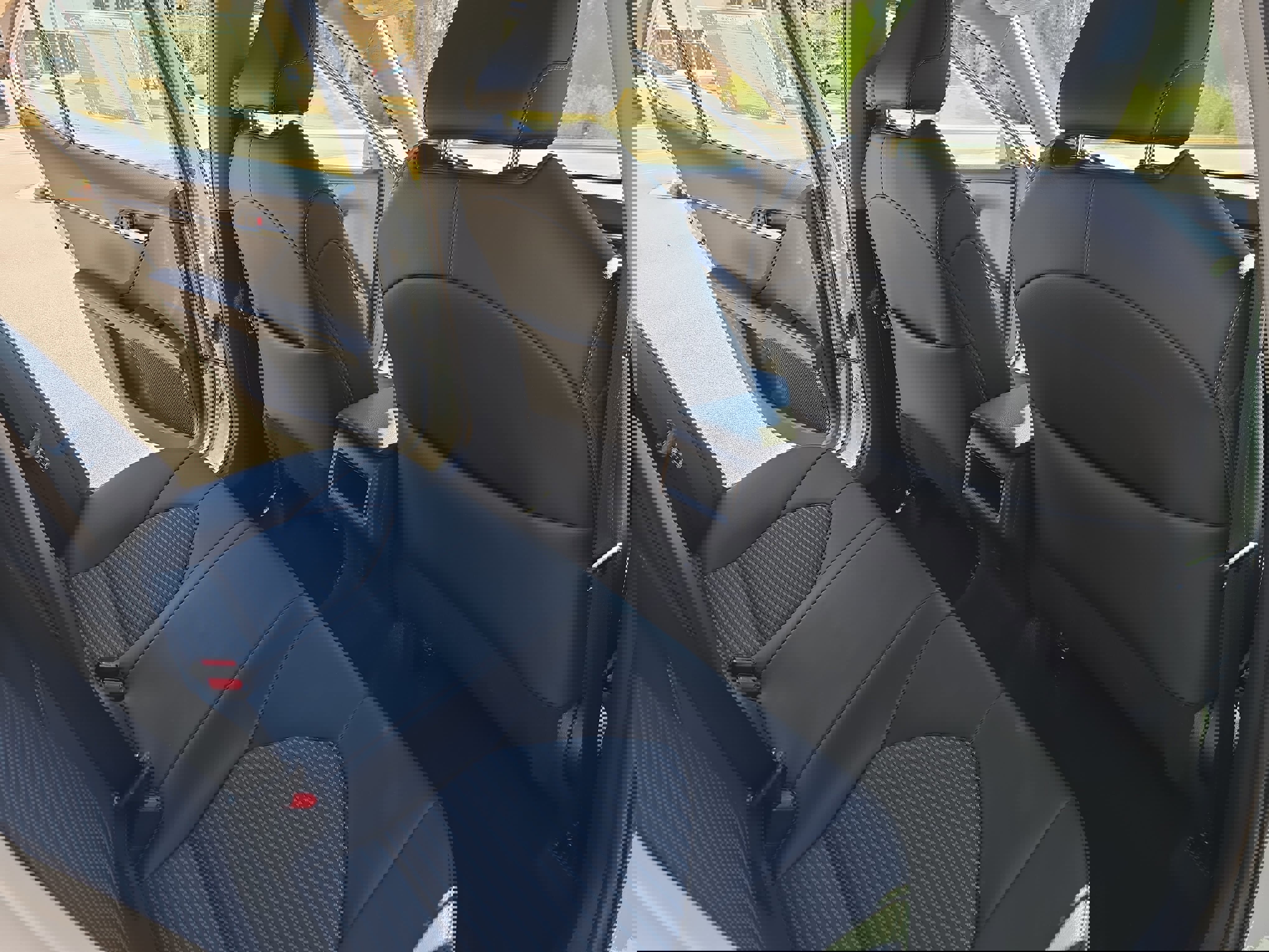 Used 2024 Toyota Camry SE image 11