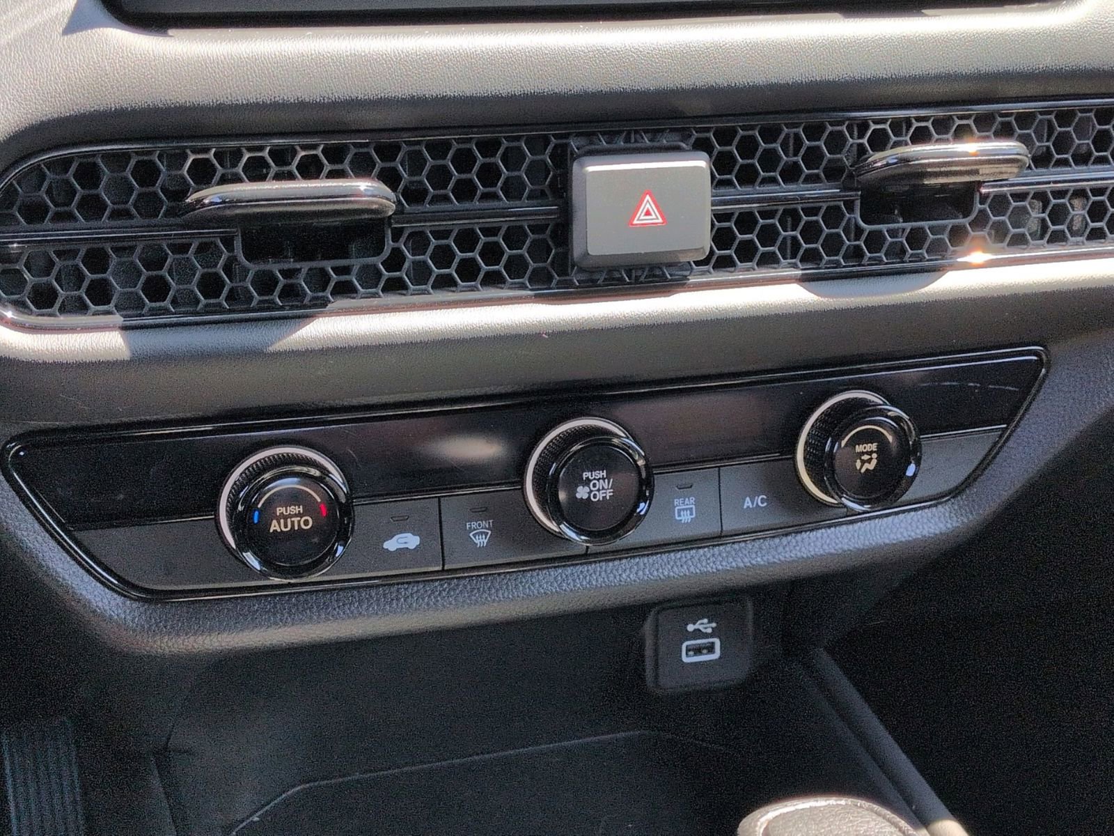 Certified 2024 Honda HR-V LX image 21