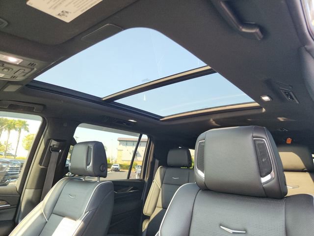 Used 2023 Cadillac Escalade ESV Sport w/ Touring Package image 28