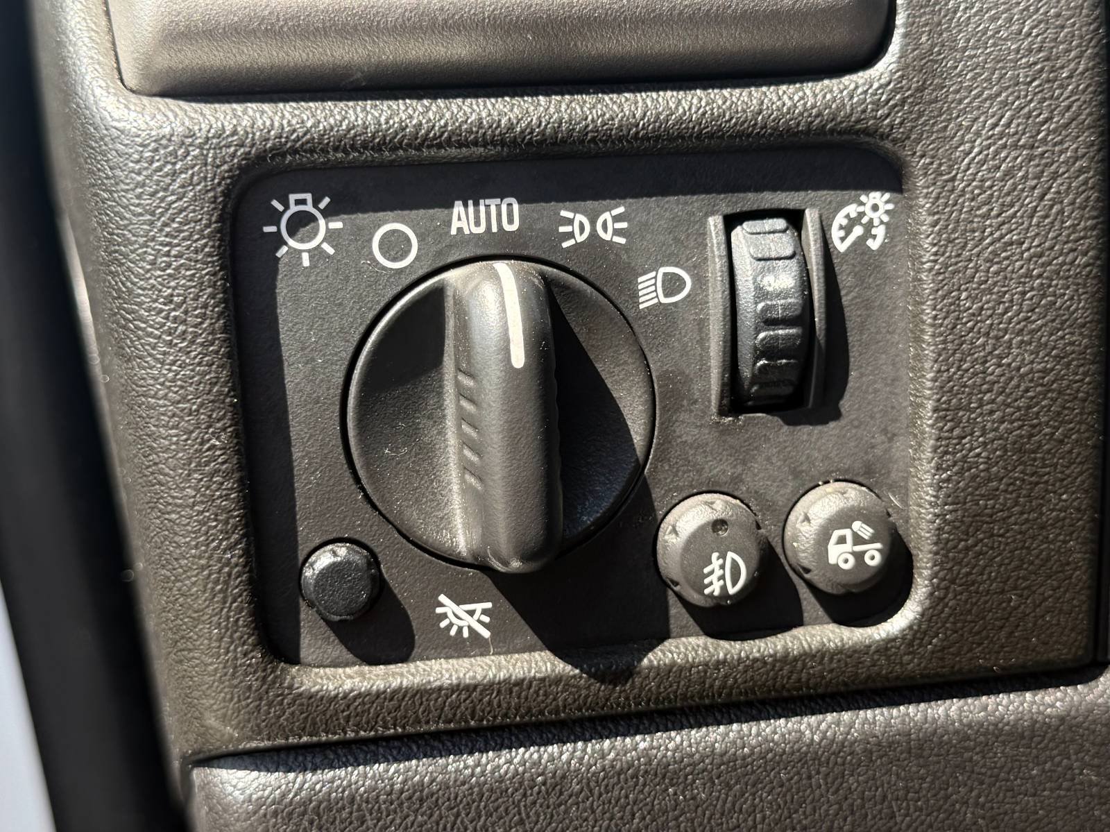 Used 2010 Chevrolet Colorado LT RWD image 27