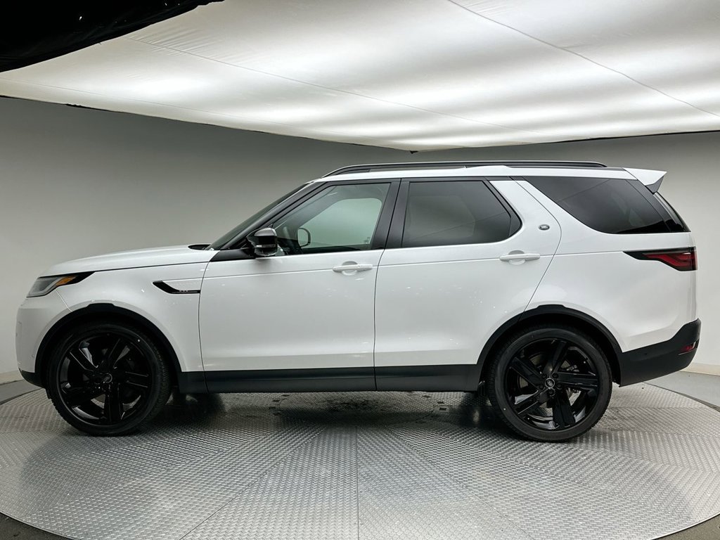 New 2027 Land Rover Discovery S AWD/4WD image 2