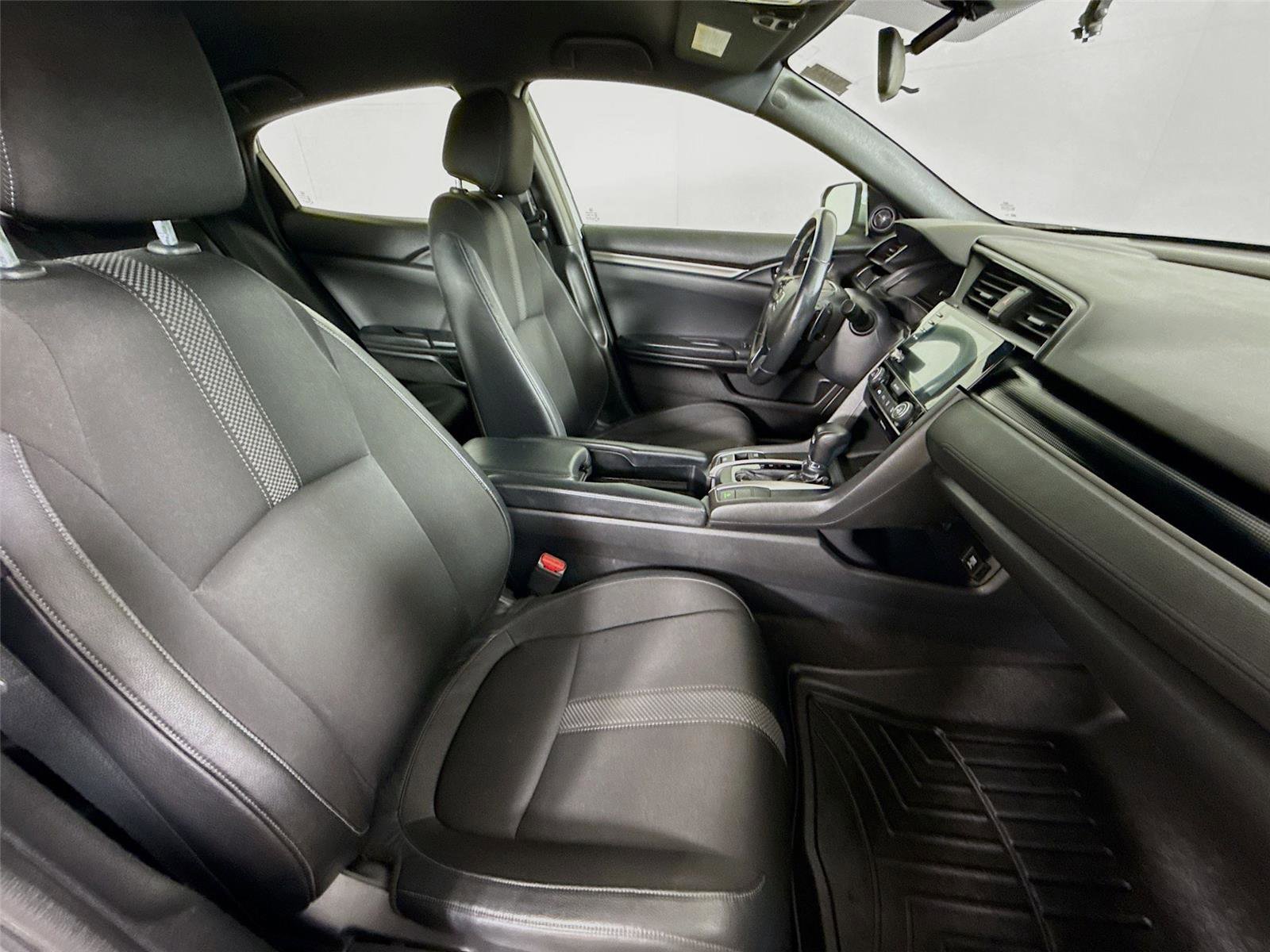 Used 2021 Honda Civic Sport image 26