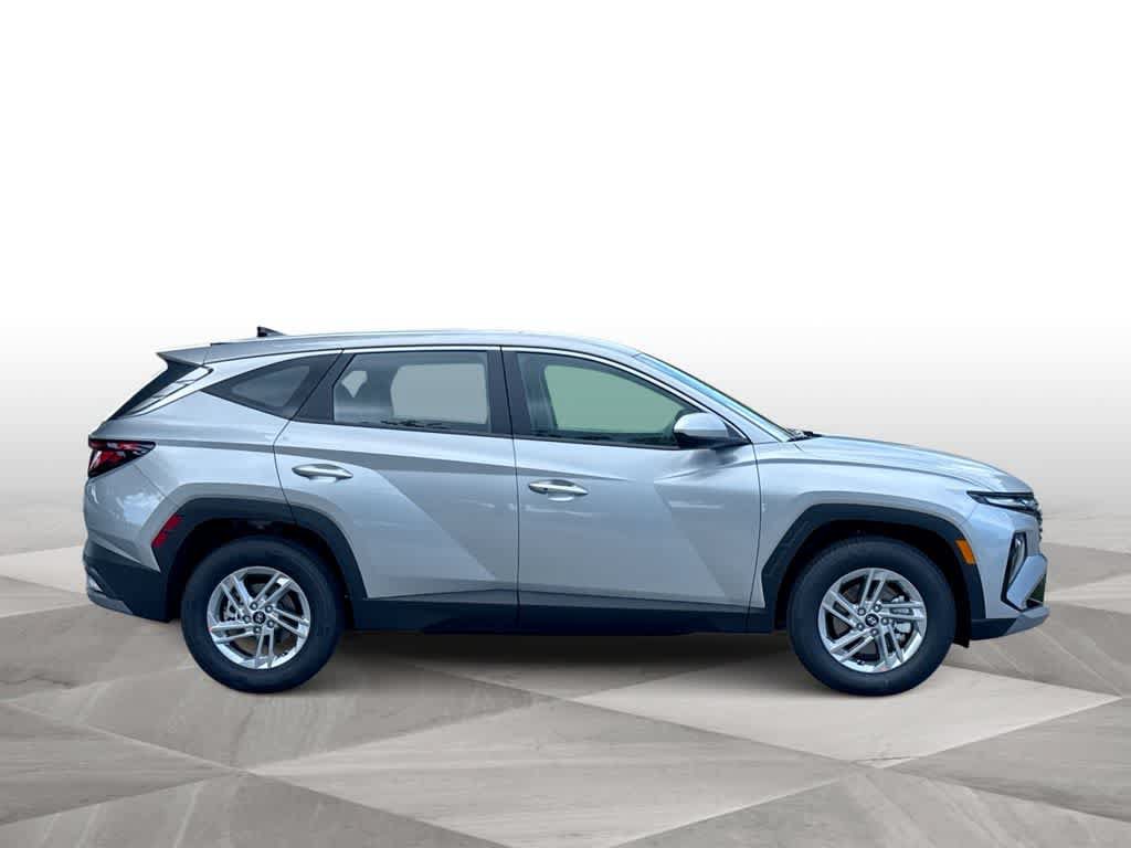 New 2026 Hyundai Tucson SE FWD image 9