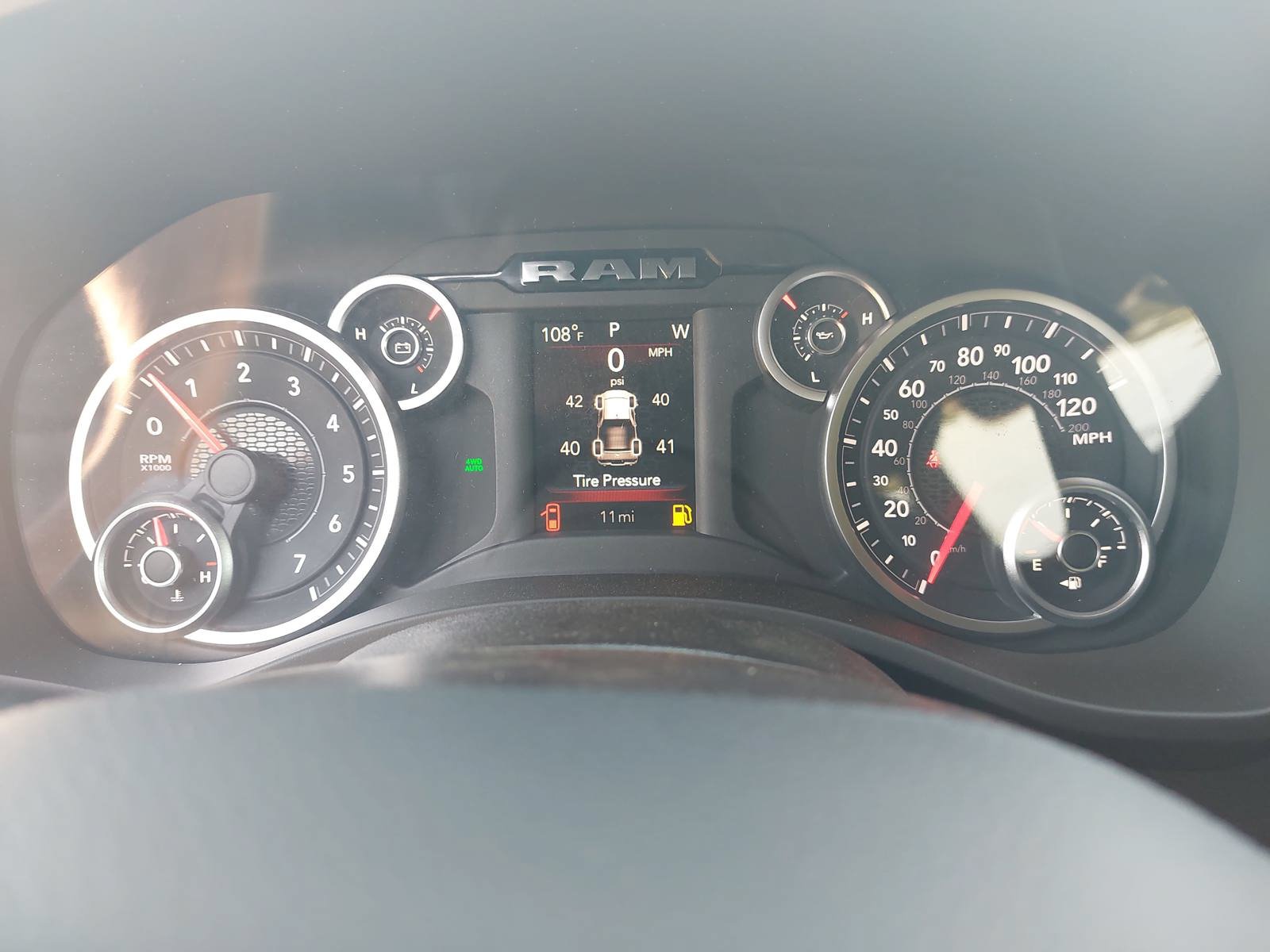 New 2026 RAM 1500 Big Horn w/ Night Edition AWD/4WD image 19