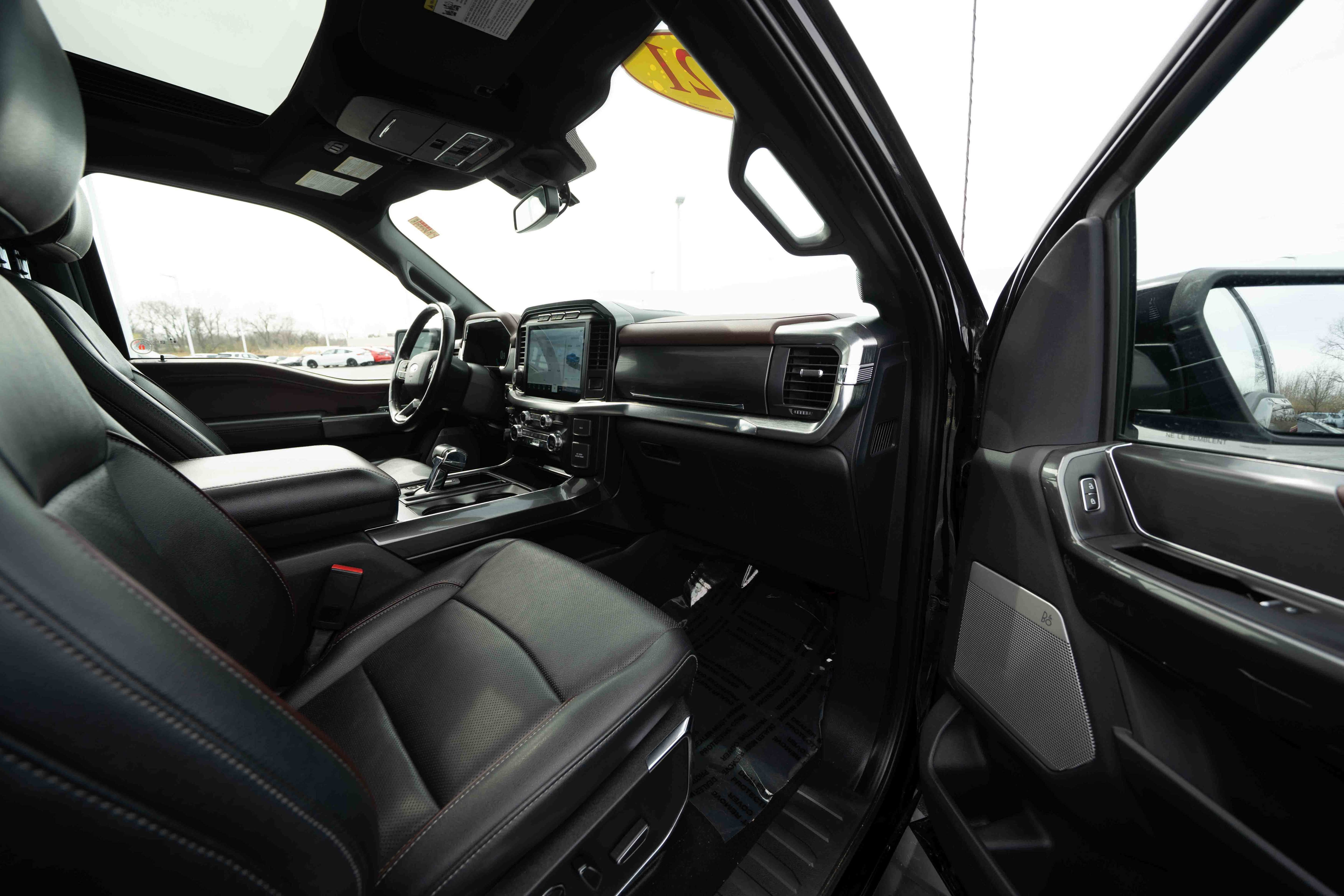 Used 2021 Ford F150 Lariat w/ Equipment Group 502A High image 24