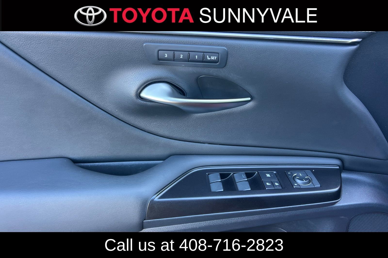 Used 2019 Lexus ES 300h w/ Premium Package image 15