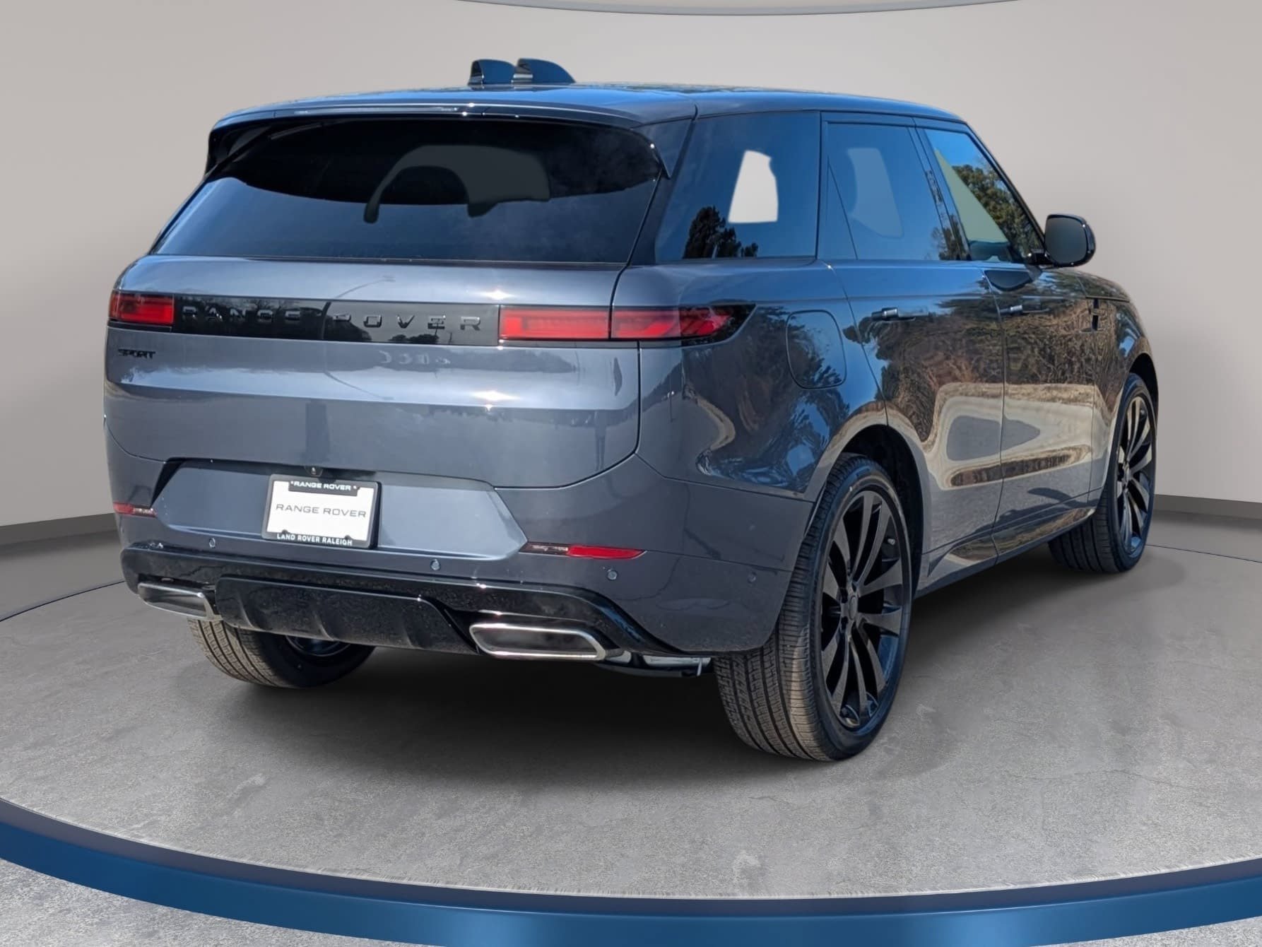 New 2026 Land Rover Range Rover Sport Dynamic SE AWD/4WD image 5