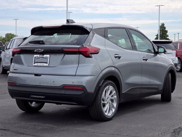 New 2027 Chevrolet Bolt LT w/ Comfort Package FWD image 19