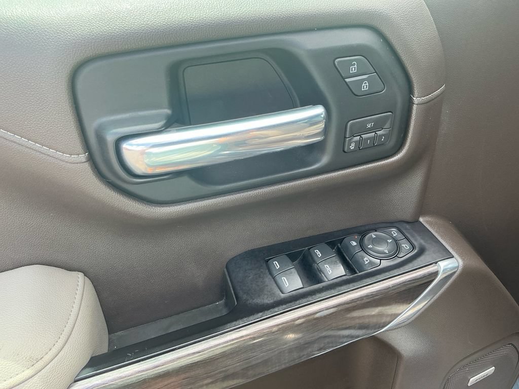 Used 2019 Chevrolet Silverado 1500 LTZ w/ LTZ Plus Package AWD/4WD image 16