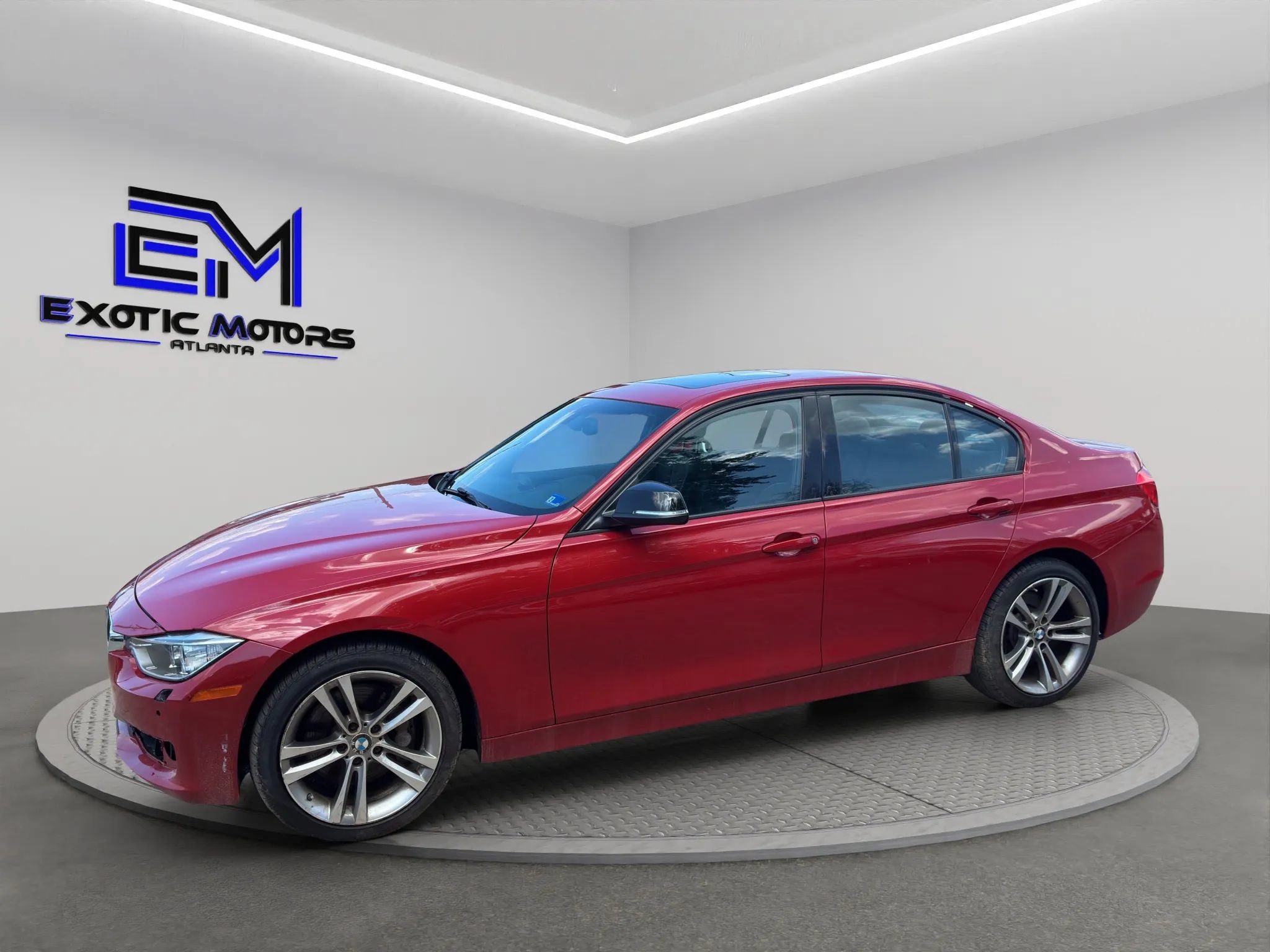 Used 2013 BMW 335i xDrive Sedan AWD/4WD image 1