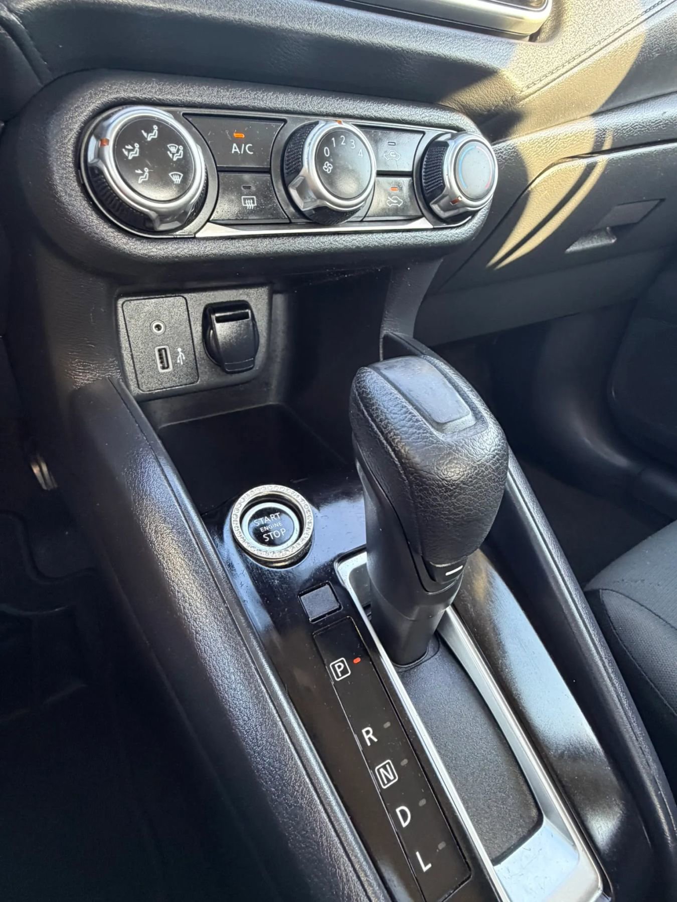 Used 2020 Nissan Versa S image 19