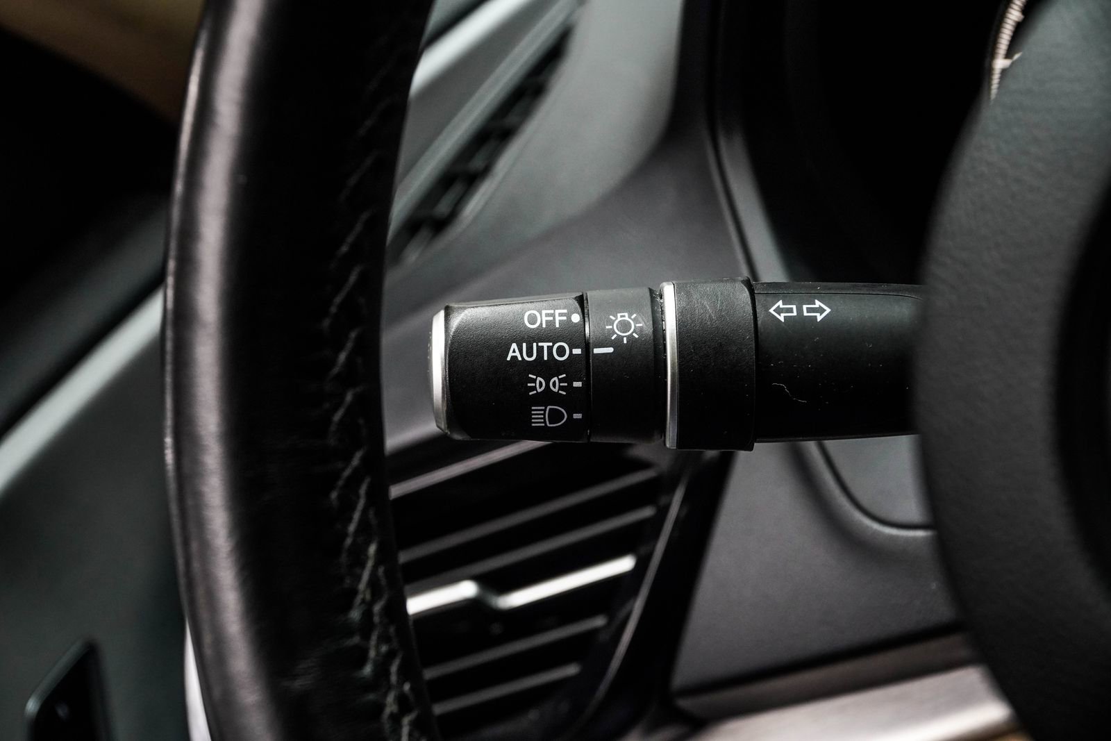 Used 2019 Acura RDX w/ Technology Package image 30