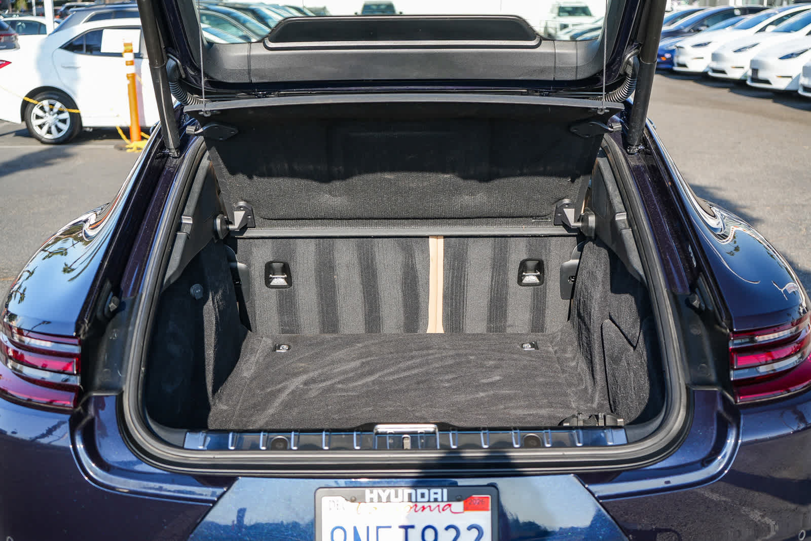 Used 2019 Porsche Panamera 4 AWD/4WD image 29