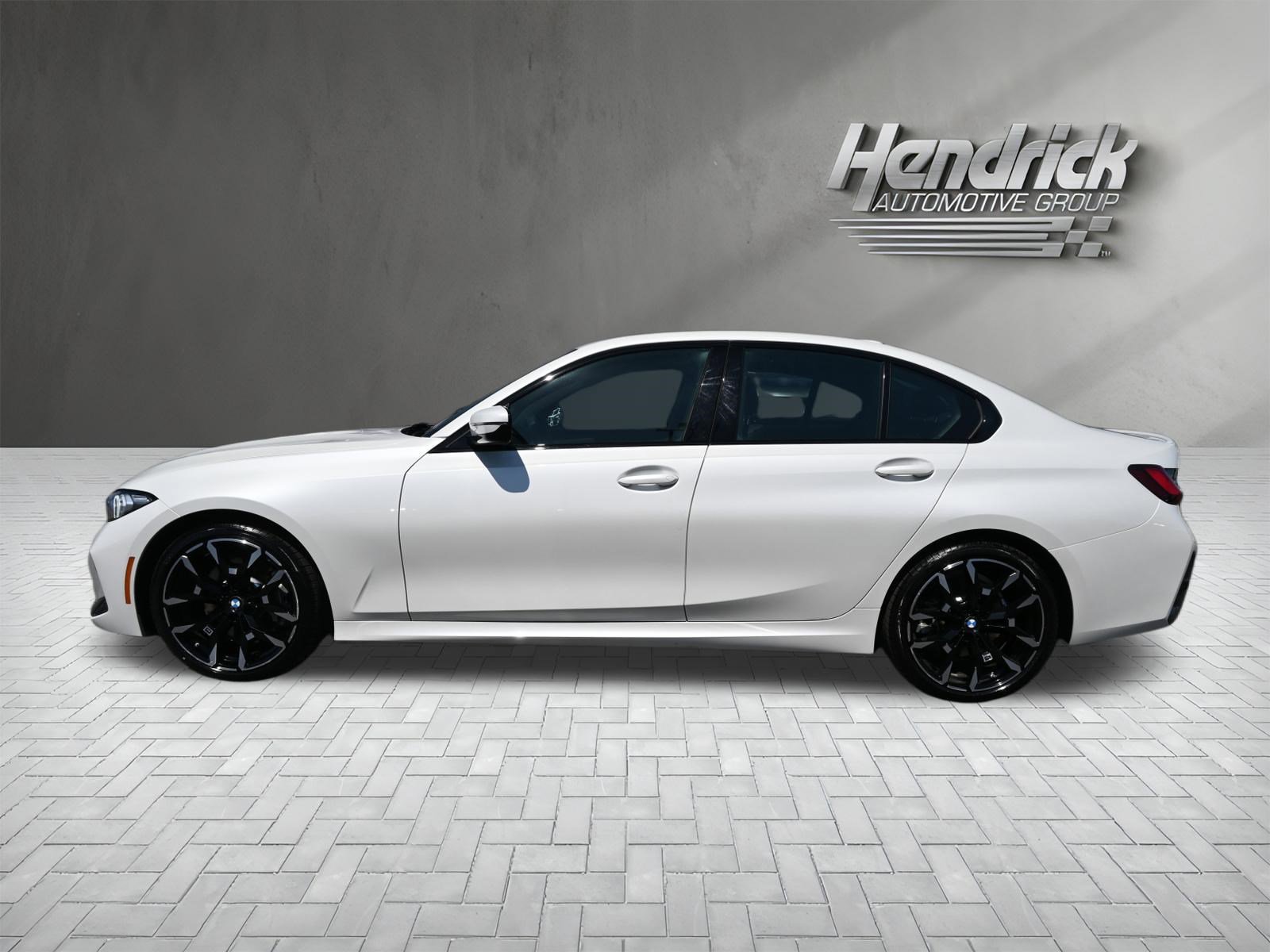 Used 2026 BMW 330i xDrive Sedan w/ M Sport Package AWD/4WD image 7