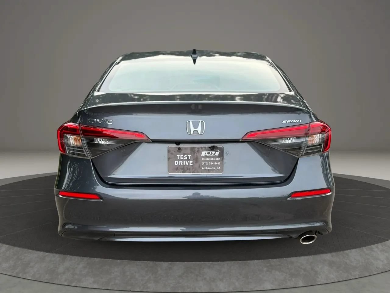 Used 2023 Honda Civic Sport image 5