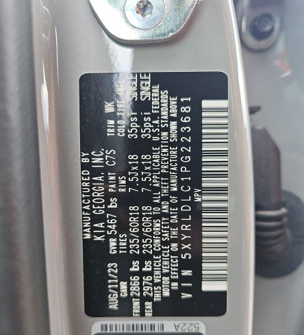 Used 2023 Kia Sorento S w/ Panoramic Sunroof Package AWD/4WD image 17