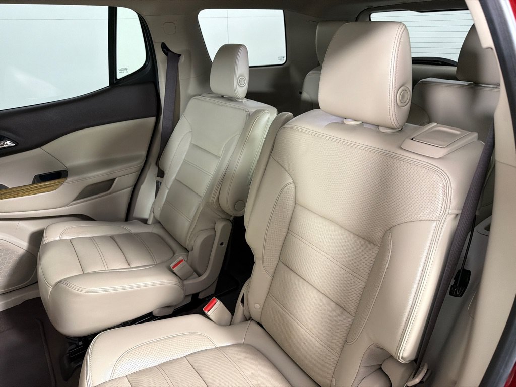 Used 2017 GMC Acadia Denali w/ Technology Package FWD image 21