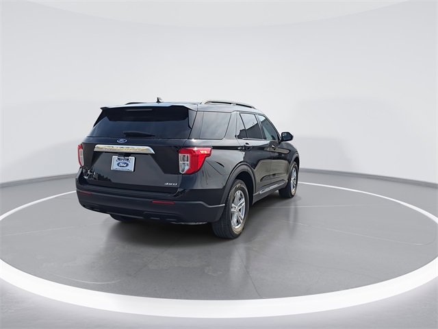 Used 2023 Ford Explorer XLT image 8