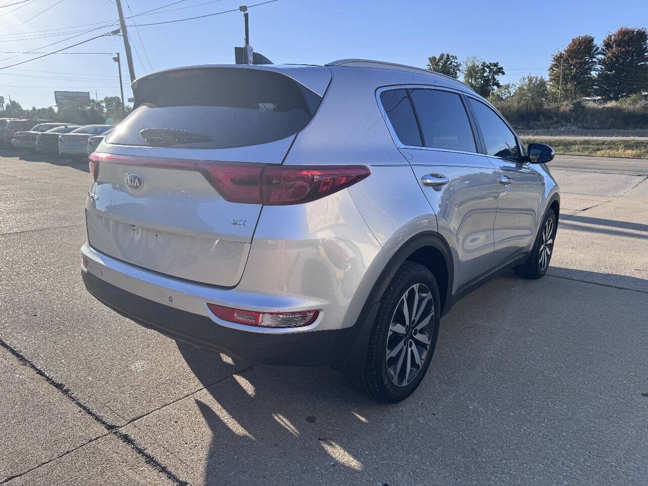 Used 2017 Kia Sportage EX w/ EX Technology Package AWD/4WD image 9