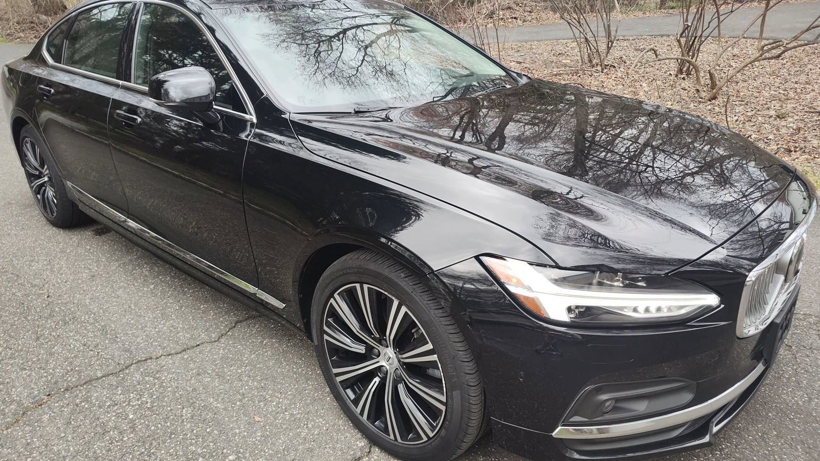 Used 2023 Volvo S90 B6 Plus AWD/4WD image 6