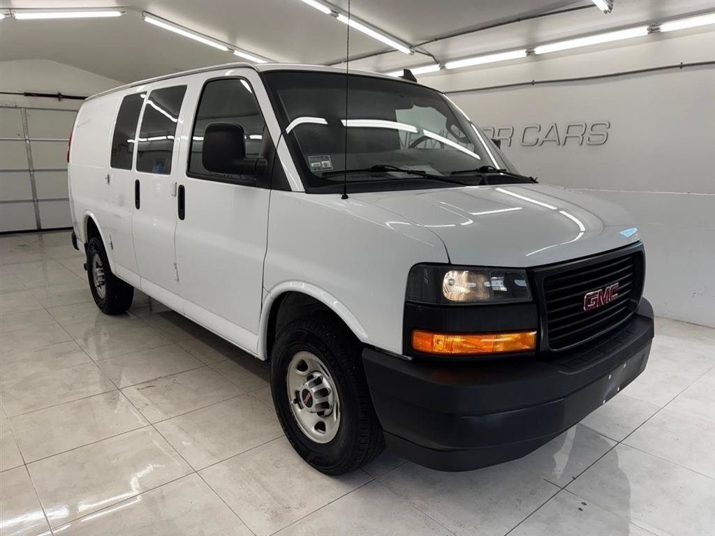 Used 2021 GMC Savana 2500 w/ Driver Convenience Package RWD image 3