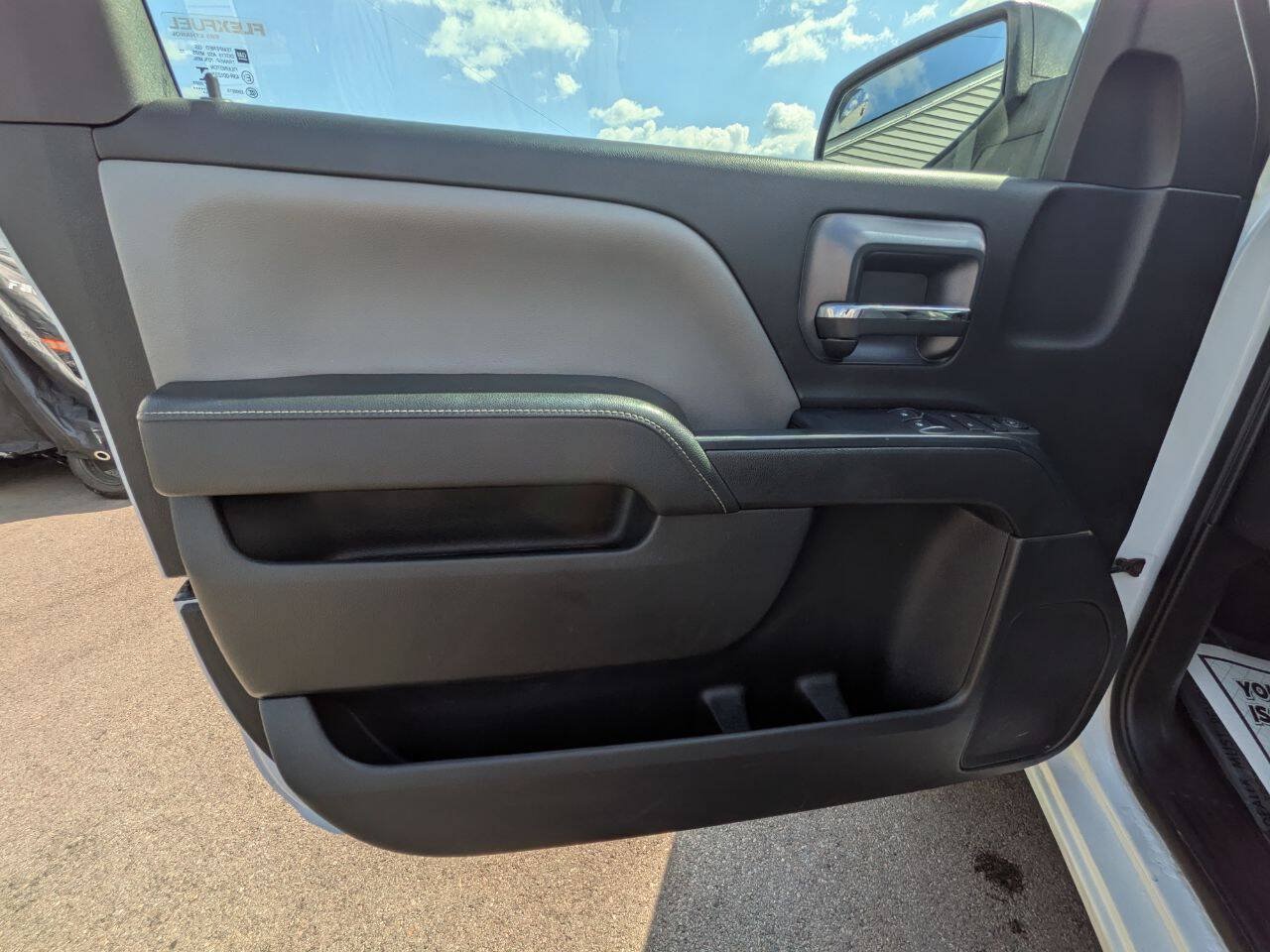 Used 2015 Chevrolet Silverado 2500 W/T w/ WT Convenience Package AWD/4WD image 17