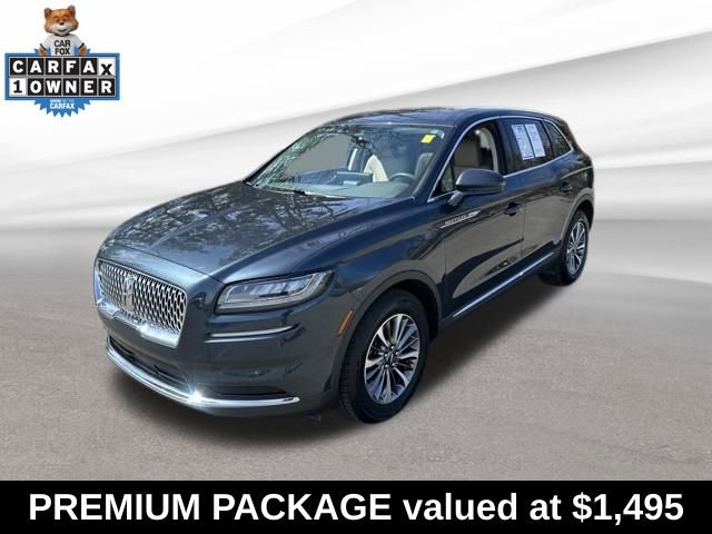 Used 2022 Lincoln Nautilus AWD w/ Premium Package image 3