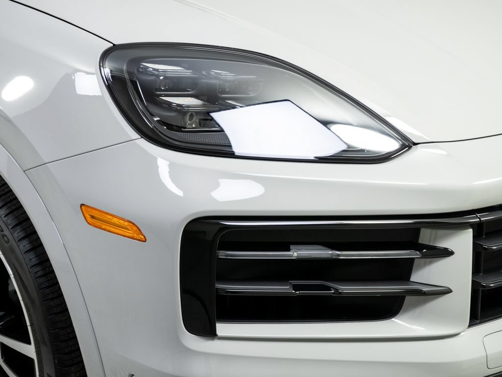 New 2026 Porsche Cayenne AWD/4WD image 37