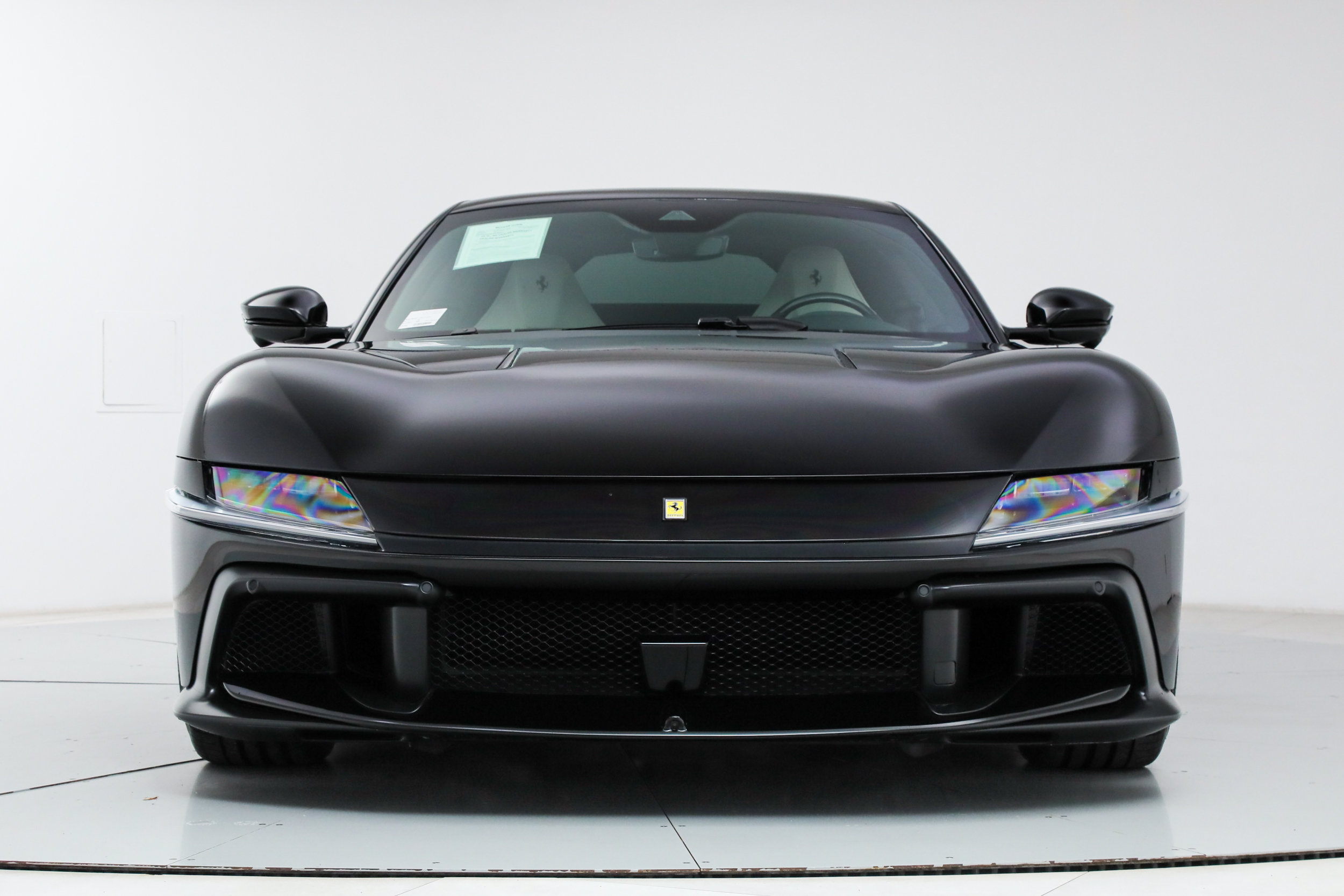 Certified 2025 Ferrari 12Cilindri RWD image 11