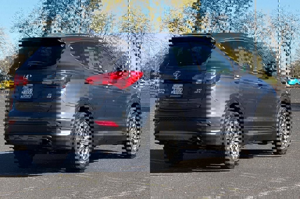 Used 2014 Hyundai Santa Fe Sport image 4