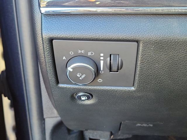 Used 2015 Jeep Grand Cherokee Overland image 23