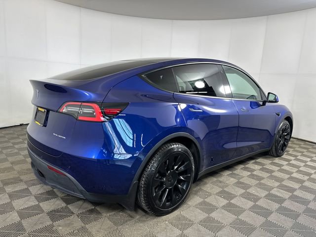 Used 2020 Tesla Model Y Long Range image 3