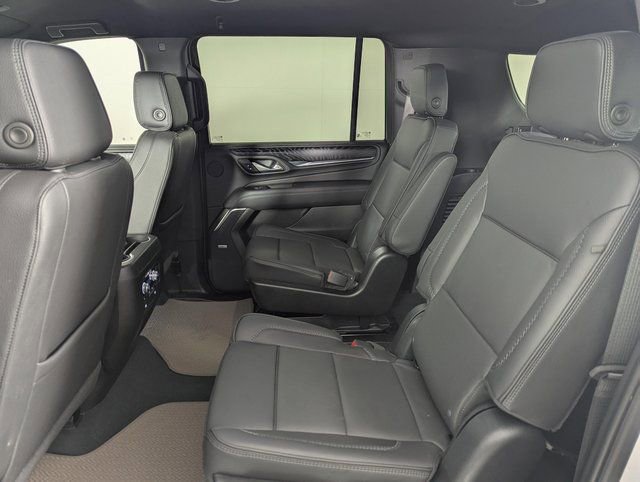 Used 2024 GMC Yukon XL Denali image 22