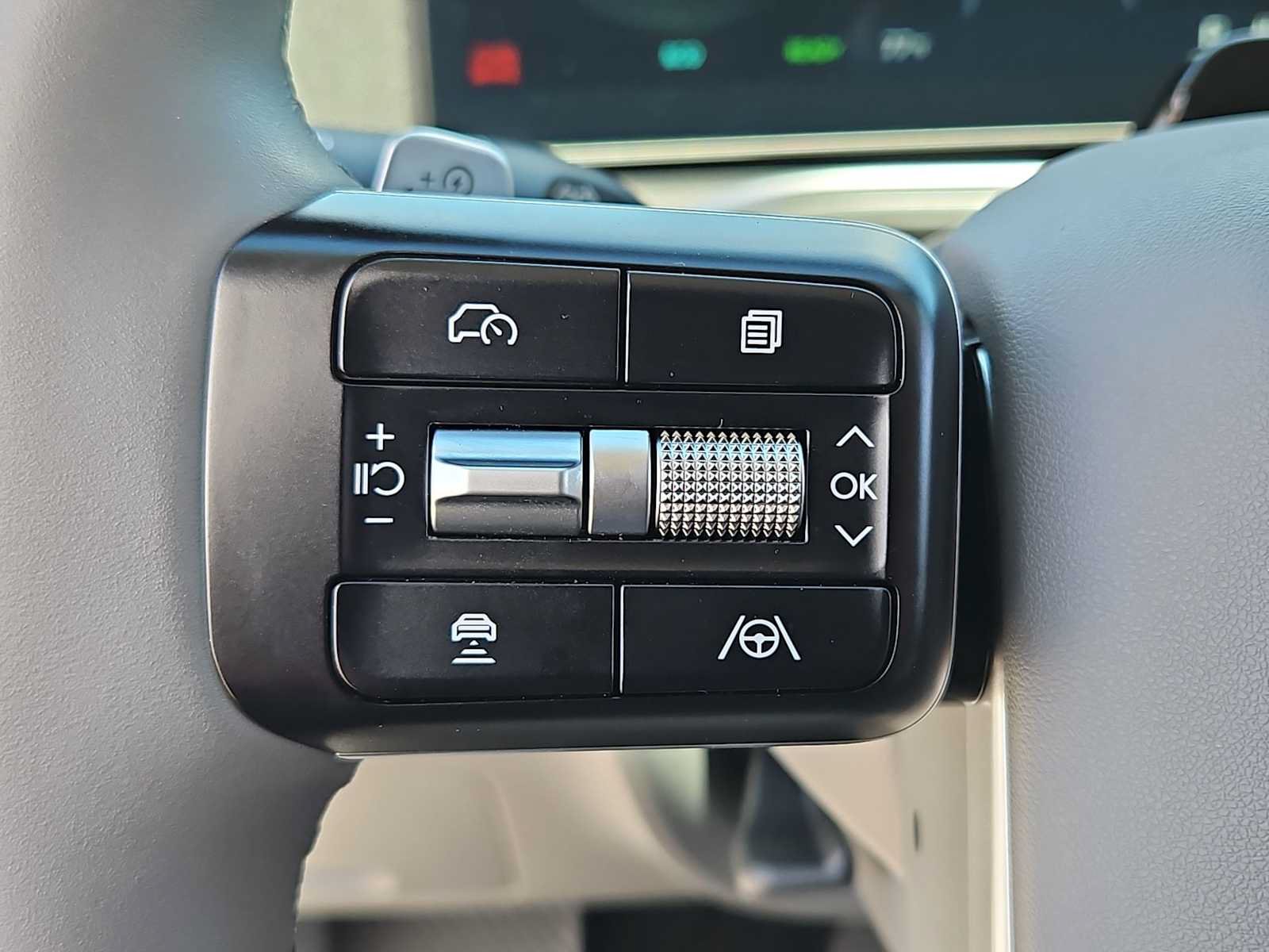 Certified 2026 Hyundai Ioniq 9 SE AWD/4WD image 23