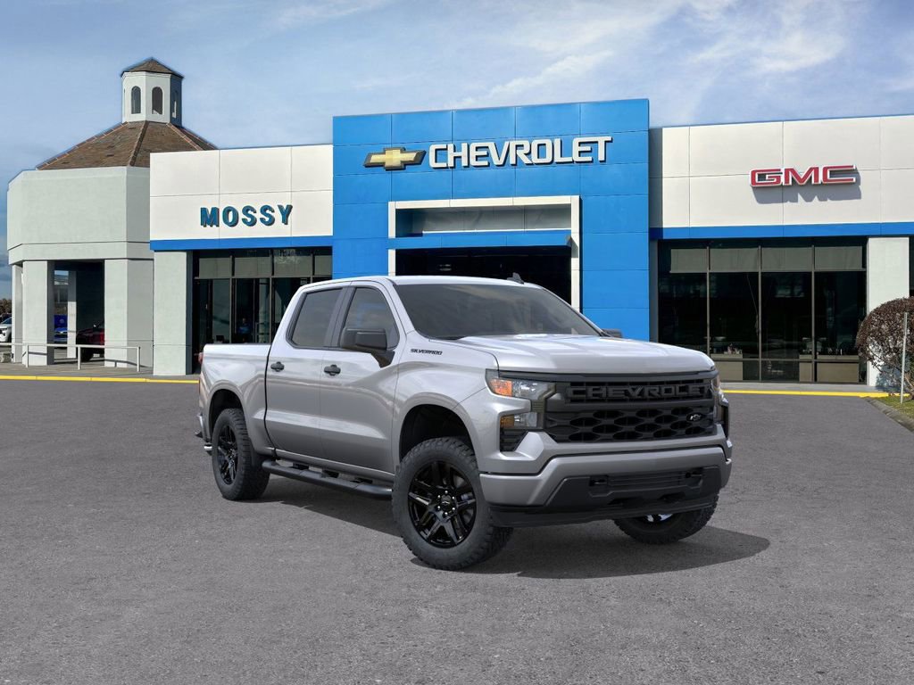 New 2026 Chevrolet Silverado 1500 Custom w/ Turbomax Blackout Package
