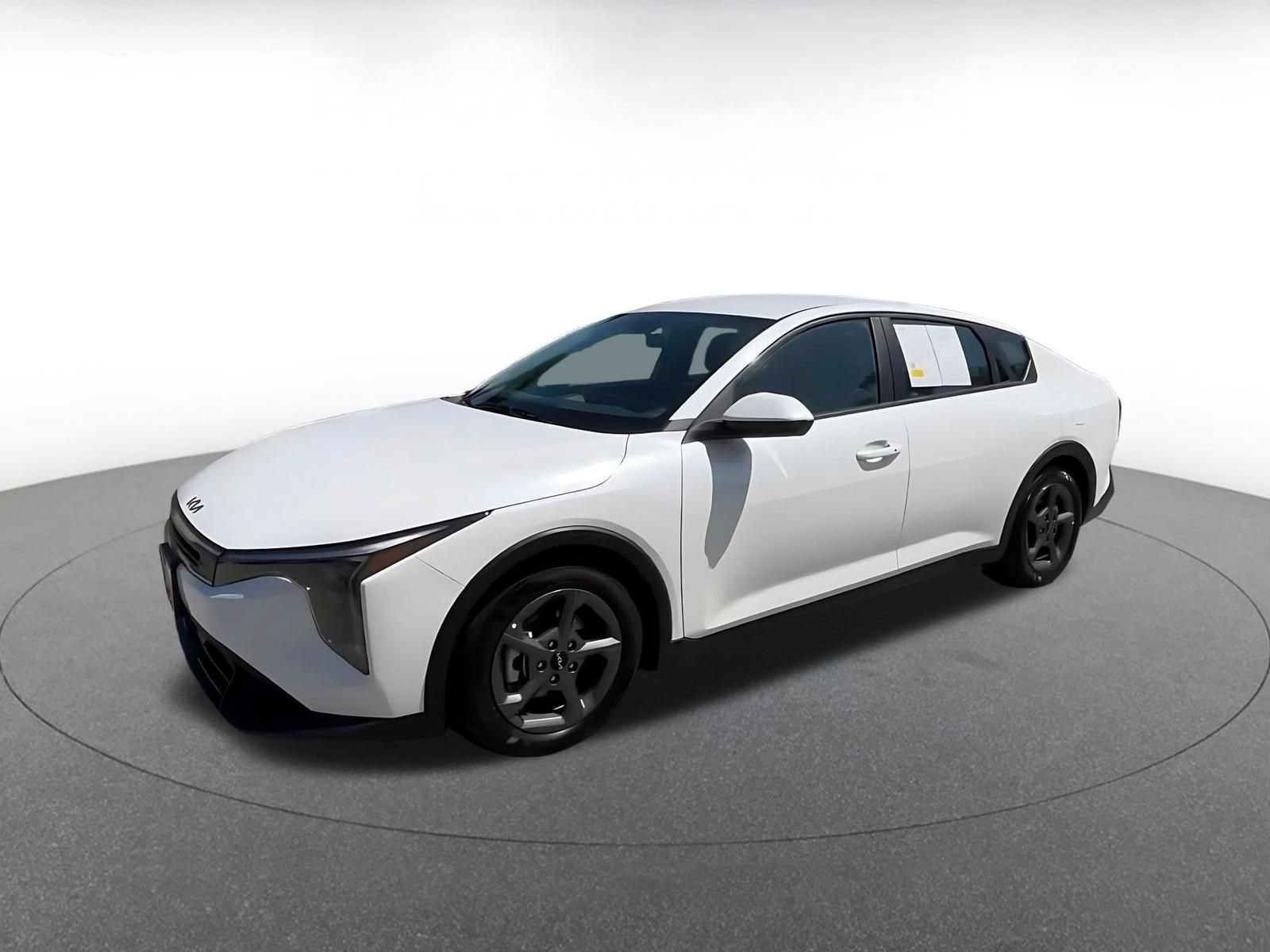 Used 2025 Kia K4 FWD image 8
