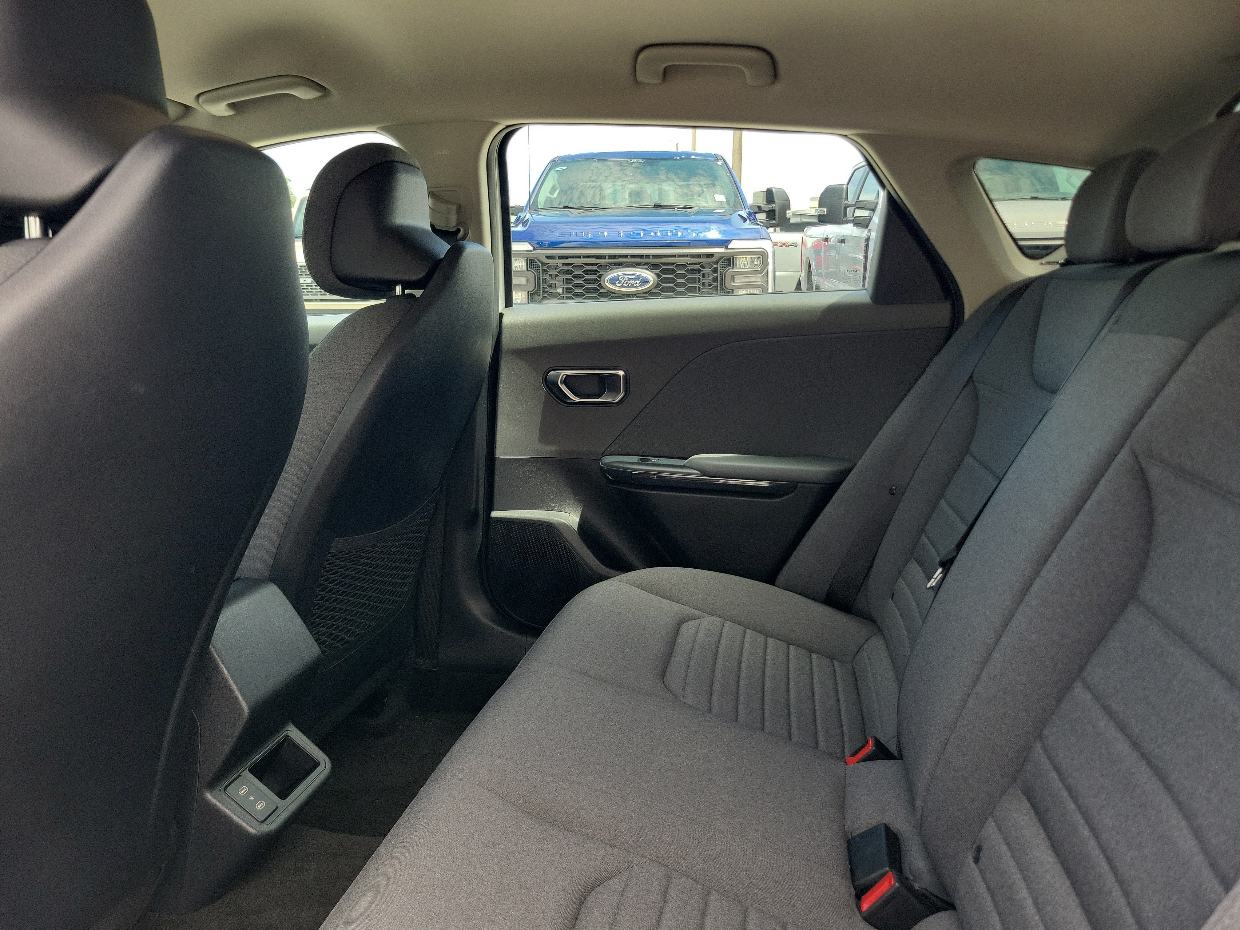 Used 2025 Kia K4 EX FWD image 13