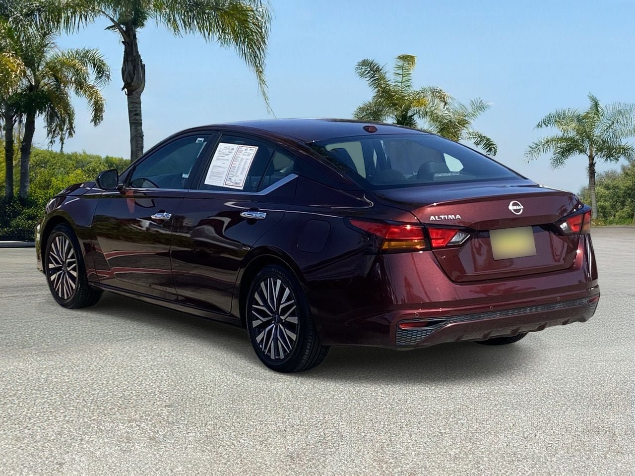 Certified 2025 Nissan Altima 2.5 SV FWD image 3