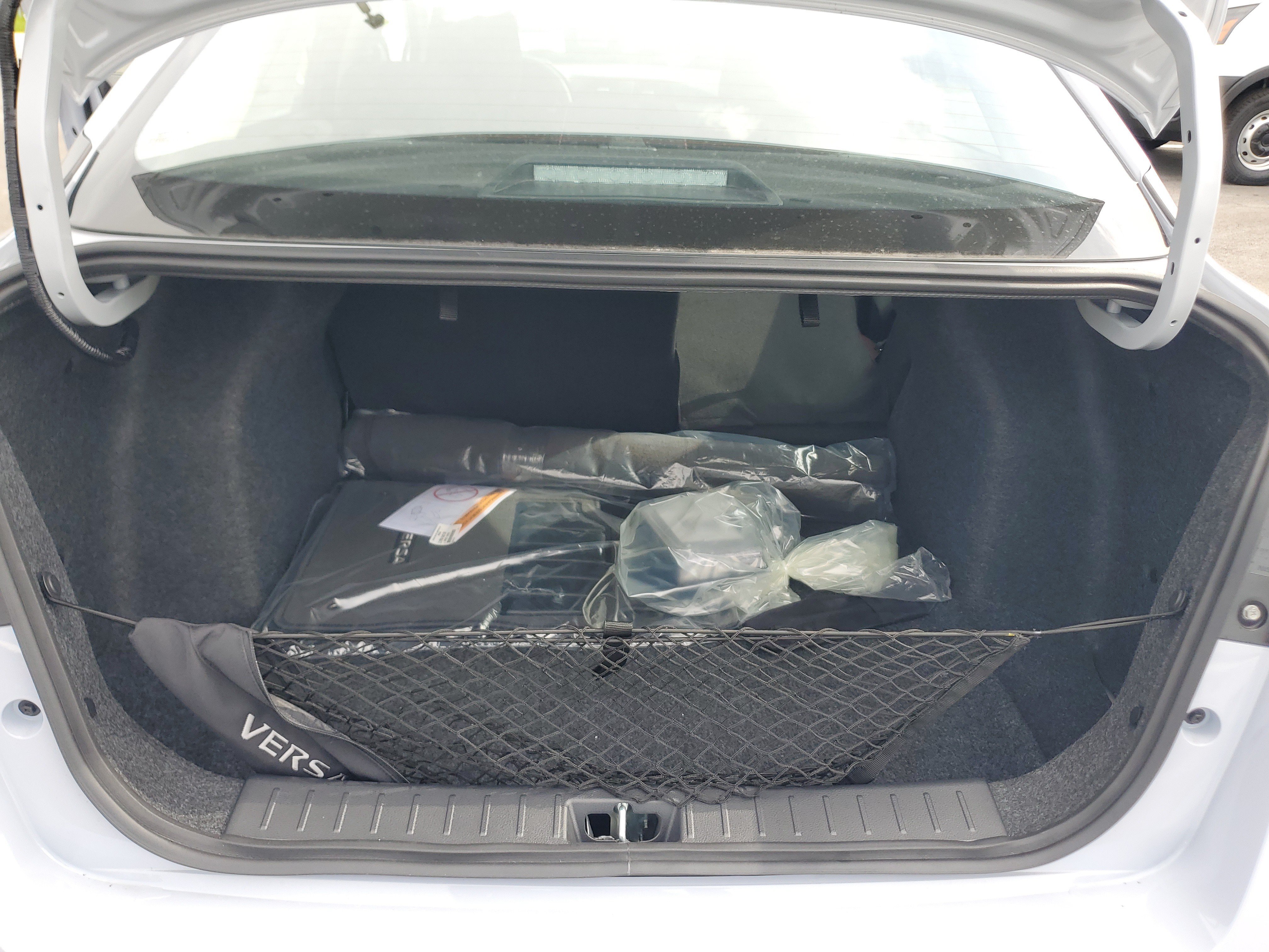 Used 2025 Nissan Versa SR w/ Trunk Package FWD image 24