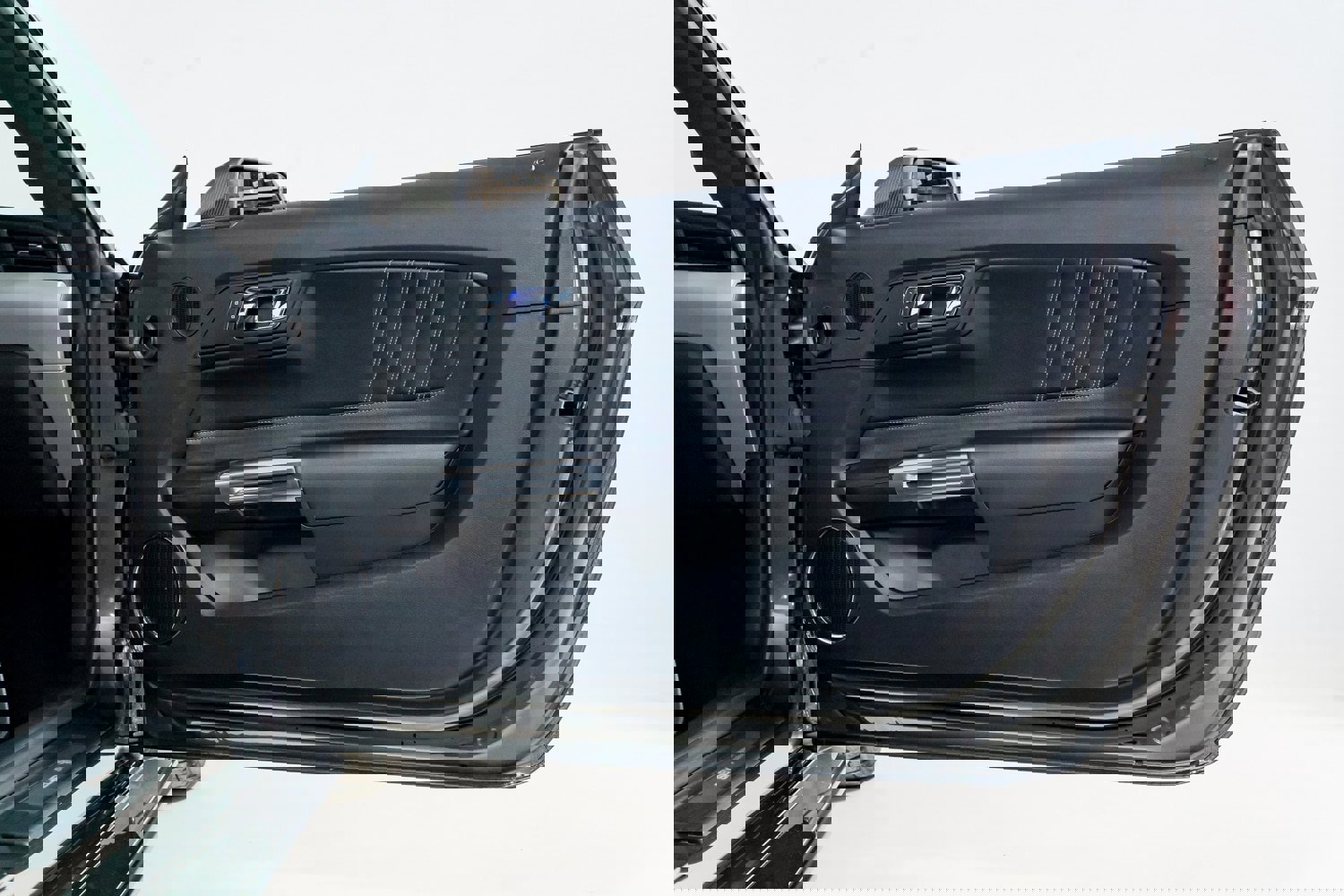 Used 2017 Ford Mustang GT Premium w/ Equipment Group 401A image 29