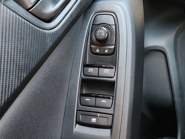 Certified 2025 Subaru Crosstrek 2.0i image 22