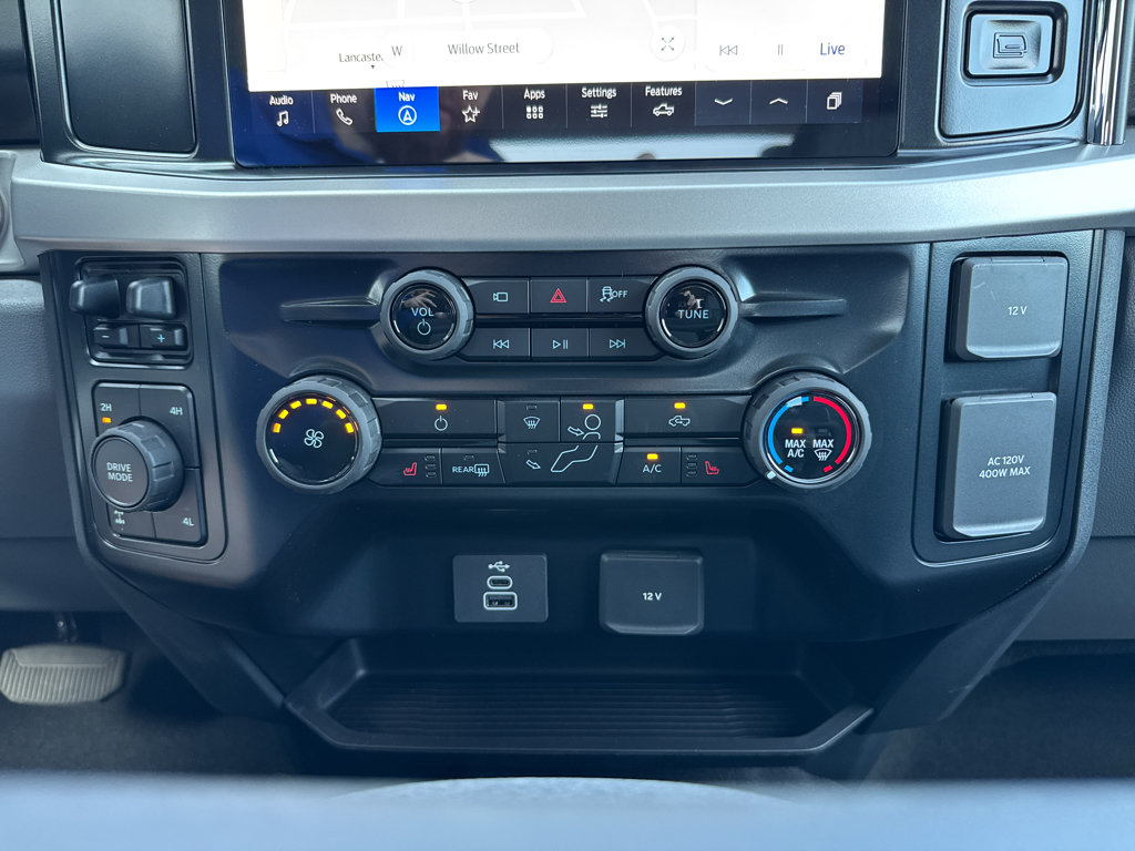 New 2026 Ford F250 XLT w/ XLT Premium Package AWD/4WD image 22