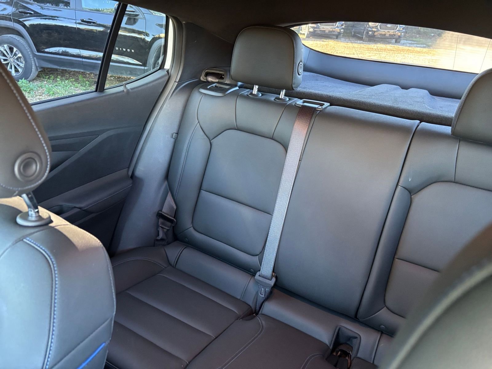 Used 2025 Buick Envista Sport Touring image 39